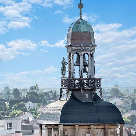 Moulins: Superbe Centre Moulins (Allier)