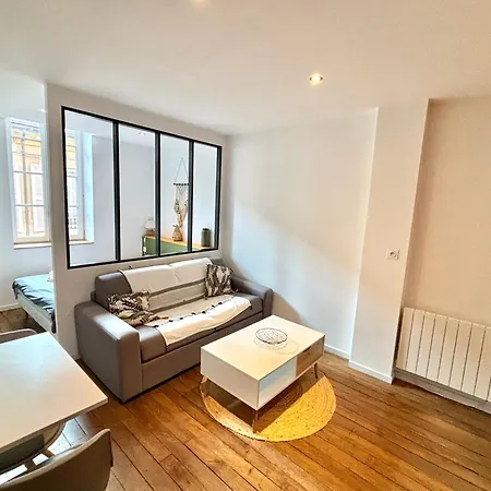 Moulins: Superbe Centre 물랭