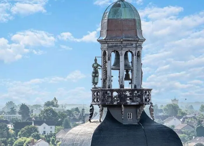 Moulins: Superbe Centre Moulins (Allier)